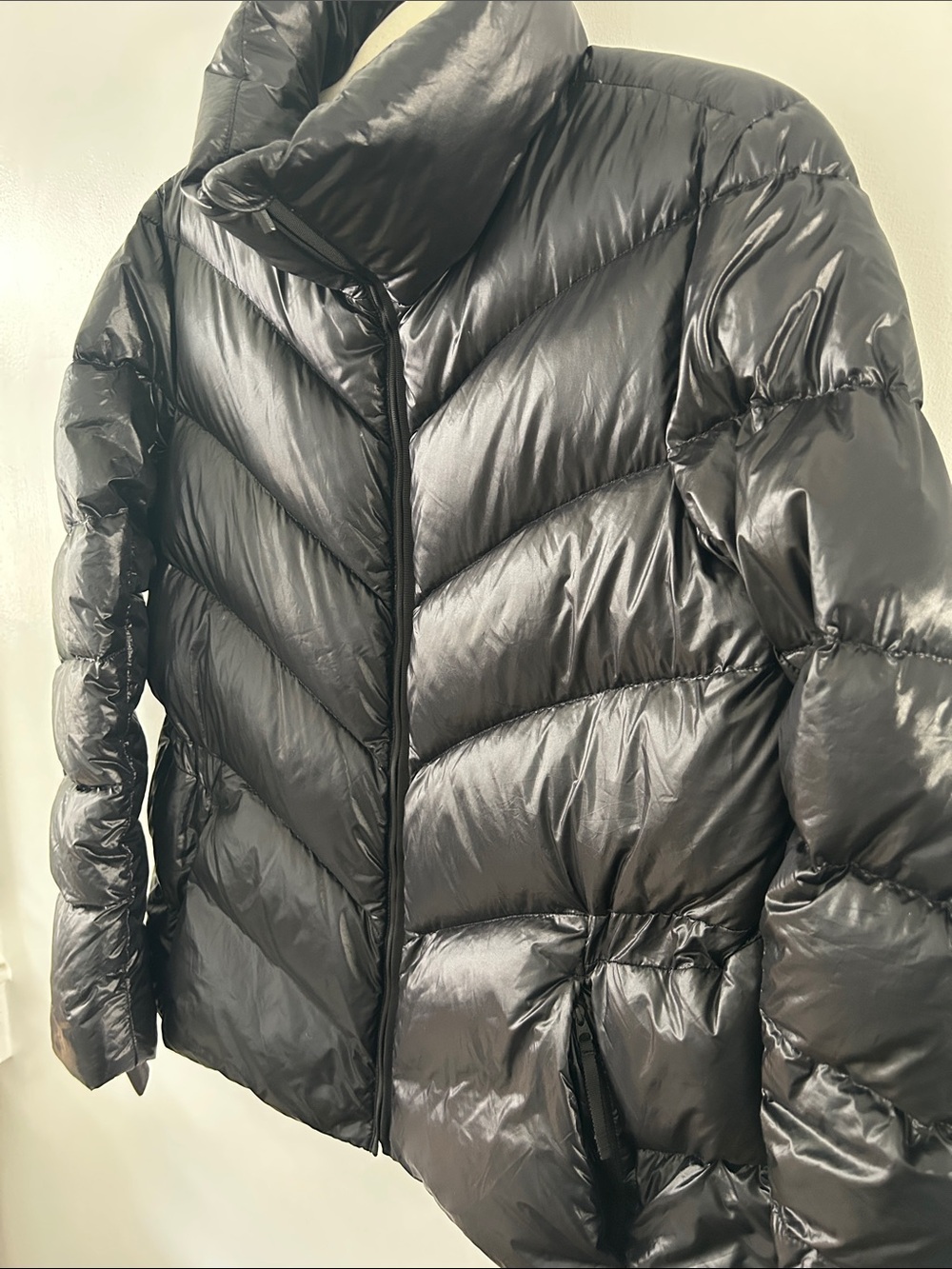 Athleta Lofty Down Puffer Jacket Women's Small Black Lightweight Outdoor Coat - Picture 15 of 16